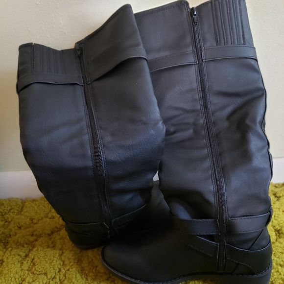 Black riding boots - Picture 4 of 4